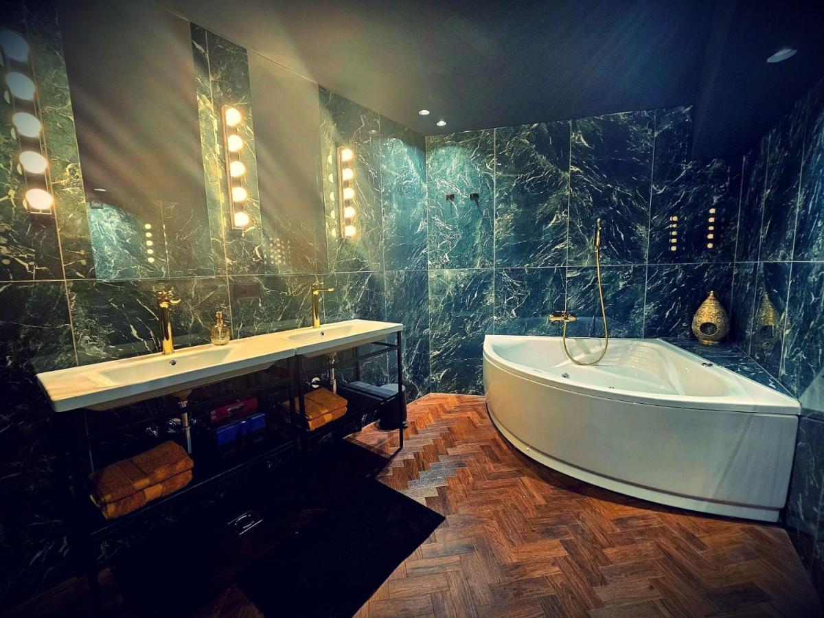 Booza 69 Luxury Rooms Split Buitenkant foto